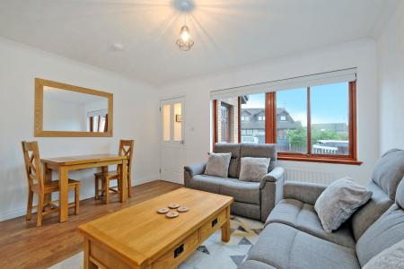 2 bedroom Flat for sale in Cypress Walk, Bridge of Don, Aberdeen, AB23