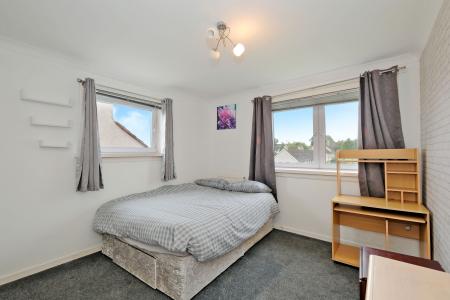 3 bedroom Flat for sale in 42 Craigevar Place, Garthdee, Aberdeen, AB10