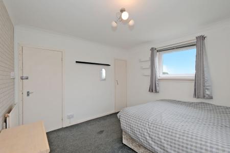 3 bedroom Flat for sale in 42 Craigevar Place, Garthdee, Aberdeen, AB10