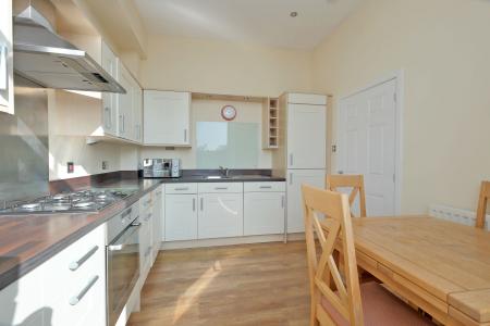 2 bedroom Flat for sale in 117 Mary Elmslie Court, King Street, The City Centre, Aberdeen, AB24