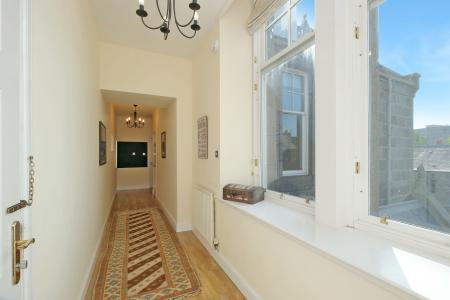 2 bedroom Flat for sale in 117 Mary Elmslie Court, King Street, The City Centre, Aberdeen, AB24