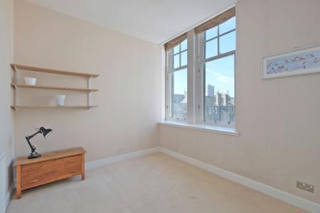 2 bedroom Flat for sale in 117 Mary Elmslie Court, King Street, The City Centre, Aberdeen, AB24