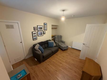 1 bedroom Flat to let in Hillhead Terrace, Aberdeen, AB24