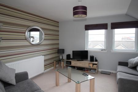 2 bedroom Flat to let in Priory Park, Inverurie, AB51