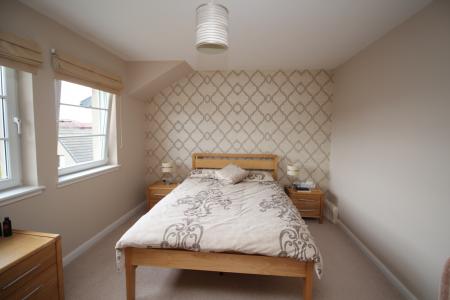 2 bedroom Flat to let in Priory Park, Inverurie, AB51