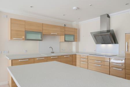 2 bedroom Flat for sale in Great Western Road, The West End, Aberdeen, AB10