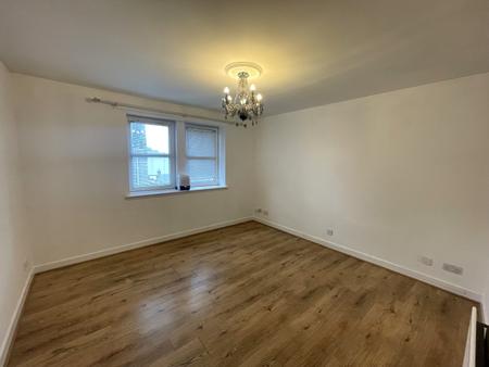 2 bedroom Flat to let in Fraser Place, The City Centre, Aberdeen, AB25