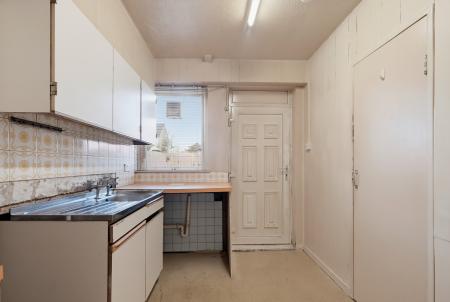 2 bedroom Semi-detached house for sale in 18 Derbeth Crescent, Aberdeen, AB16