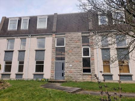 2 bedroom Flat to let in Gairn Road, Holburn, Aberdeen, AB10