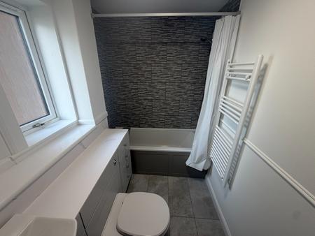 2 bedroom Flat to let in Nigg Kirk Road, Tullos, Aberdeen, AB12