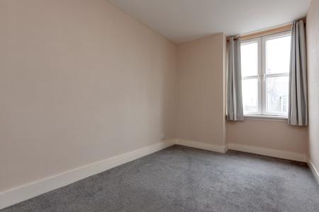 2 bedroom Flat to let in Rosemount Place, Rosemount, Aberdeen, AB25