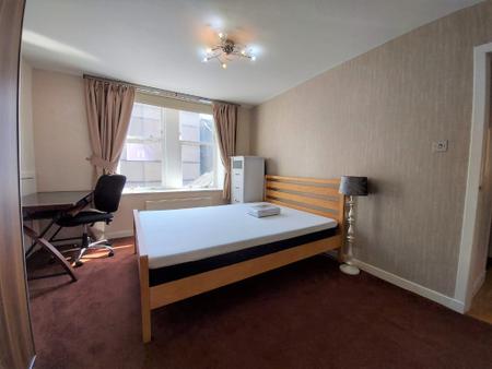 2 bedroom Flat to let in Diamond Street, The City Centre, Aberdeen, AB10