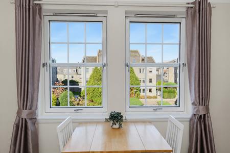 2 bedroom Flat for sale in Picardy Court, The City Centre, Aberdeen, AB10