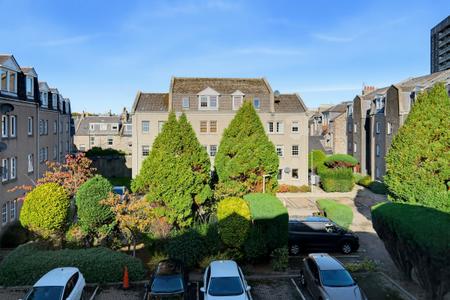 2 bedroom Flat for sale in Picardy Court, The City Centre, Aberdeen, AB10