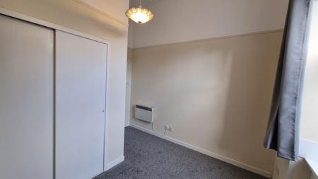 2 bedroom Flat to let in Urquhart Road, Aberdeen, AB24