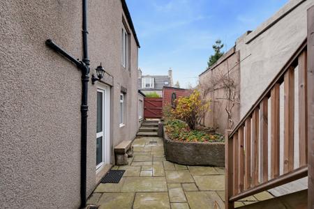 3 bedroom Ground floor maisonette for sale in 77 Westburn Road, Aberdeen, AB25