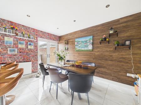 3 bedroom Terraced House for sale in Alford Road, Mablethorpe, LN12
