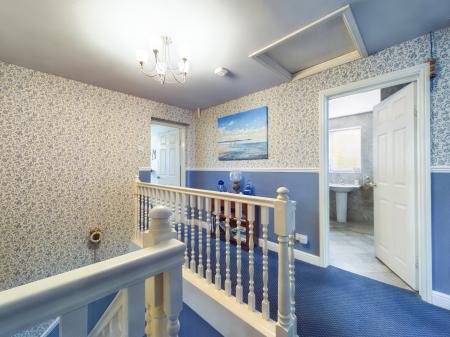 4 bedroom Detached house for sale in Beesby Road, Maltby le Marsh, LN13