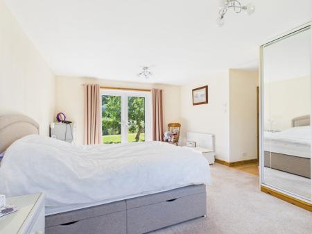 3 bedroom Detached bungalow for sale in Beesby Road, Alford, LN13