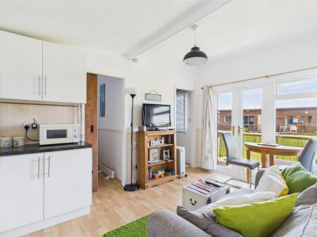 2 bedroom Chalet for sale in Chalet Park, Mablethorpe, LN12