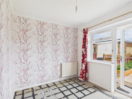 2 bedroom Semi-detached bungalow for sale in Chanctonbury Way, Sutton on Sea, LN12
