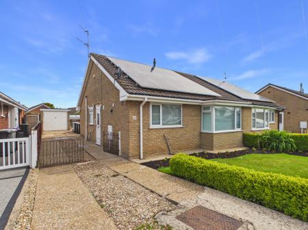 2 bedroom Semi-detached bungalow for sale in Chanctonbury Way, Sutton on Sea, LN12