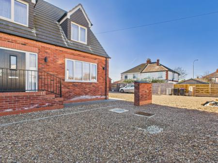 3 bedroom Detached house for sale in Alford Road, Mablethorpe, LN12