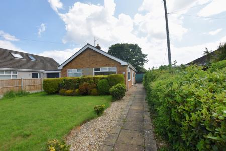 2 bedroom Detached bungalow for sale in Church Road, Mablethorpe, LN12