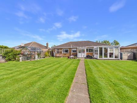 2 bedroom Bungalow for sale in Coles Avenue, Alford, LN13