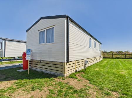 2 bedroom Park home for sale in Crabtree Lane, Sutton on Sea, LN12