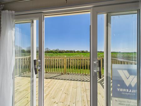 2 bedroom Park home for sale in Crabtree Lane, Sutton on Sea, LN12
