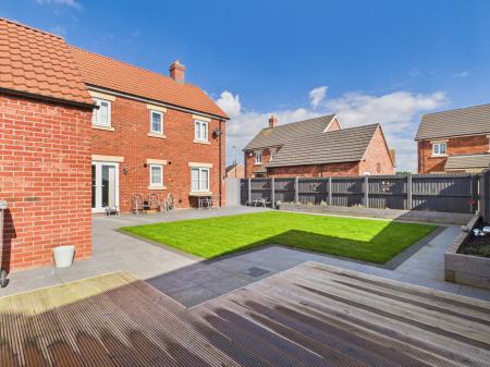4 bedroom Detached house for sale in Dales Avenue, Mablethorpe, LN12