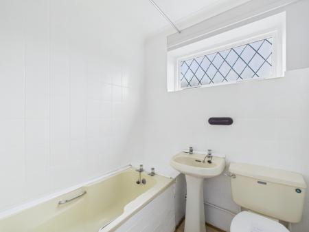 2 bedroom Semi-detached bungalow for sale in Eagle Close, Mablethorpe, LN12