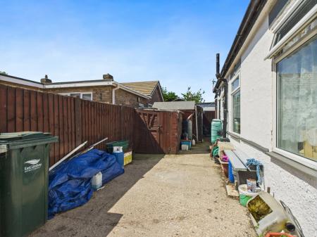 2 bedroom Semi-detached bungalow for sale in George Street, Mablethorpe, LN12