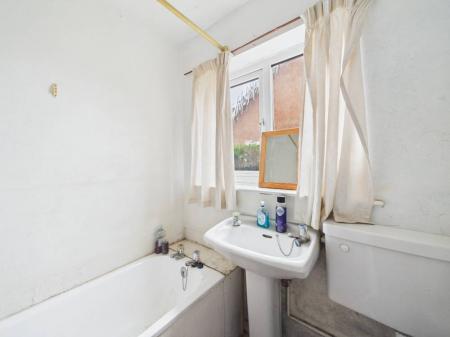 2 bedroom Semi-detached bungalow for sale in Golf Road, Mablethorpe, LN12
