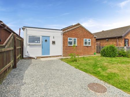 3 bedroom Detached bungalow for sale in Harding Close, Sutton on Sea, LN12
