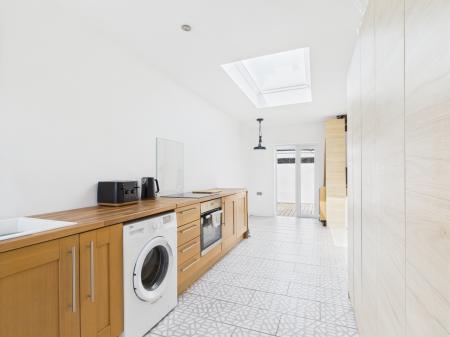 3 bedroom Detached bungalow for sale in Harding Close, Sutton on Sea, LN12