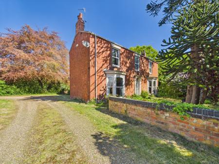4 bedroom Farm House for sale in Huttoft Road, Huttoft, LN13