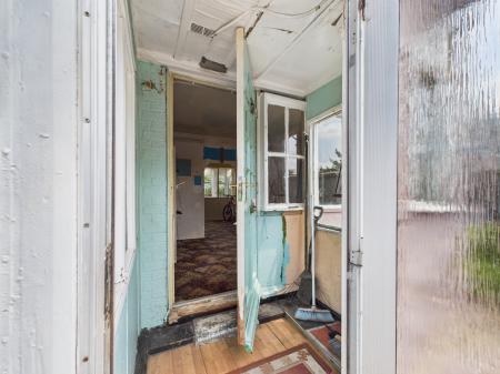 1 bedroom Semi-detached bungalow for sale in Ivel Close, Mablethorpe, LN12