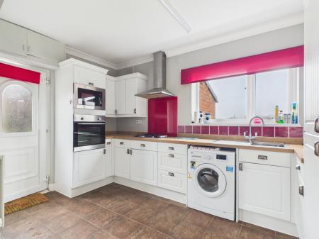 2 bedroom Detached bungalow for sale in Kent Avenue, Theddlethorpe, LN12