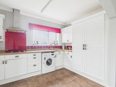 2 bedroom Detached bungalow for sale in Kent Avenue, Theddlethorpe, LN12
