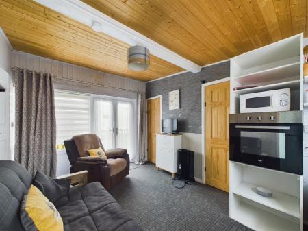 2 bedroom Chalet for sale in Mablethorpe Caravan Chalet Park, Mablethorpe, LN12