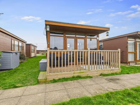 2 bedroom Chalet for sale in Mablethorpe Caravan Chalet Park, Mablethorpe, LN12