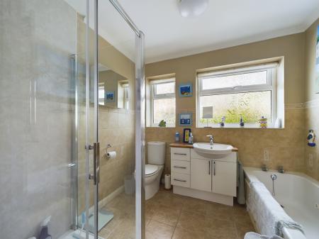 3 bedroom Detached bungalow for sale in Main Road, Withern, LN13