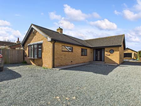 3 bedroom Detached bungalow for sale in Main Road, Withern, LN13
