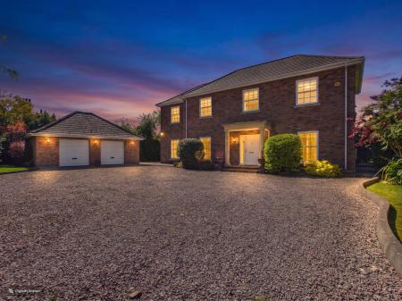 4 bedroom Detached house for sale in Main Road, Maltby le Marsh, LN13