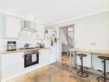 2 bedroom Detached house for sale in Main Street, Alford, LN13