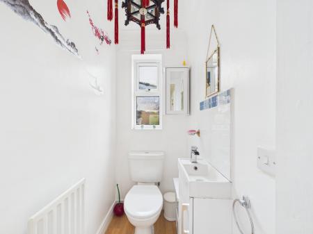 2 bedroom Semi-detached bungalow for sale in Mumby Meadows, Alford, LN13