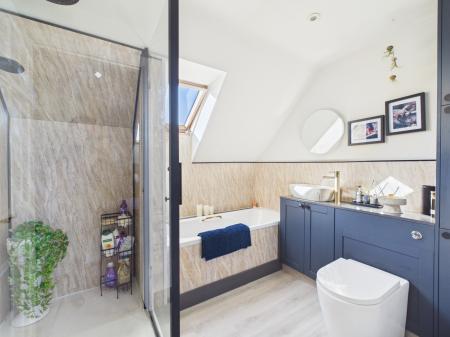 2 bedroom Semi-detached bungalow for sale in Mumby Meadows, Alford, LN13