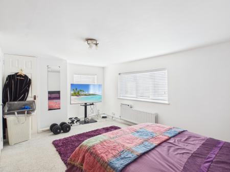 2 bedroom Semi-detached house for sale in Mumby Road, Huttoft, LN13